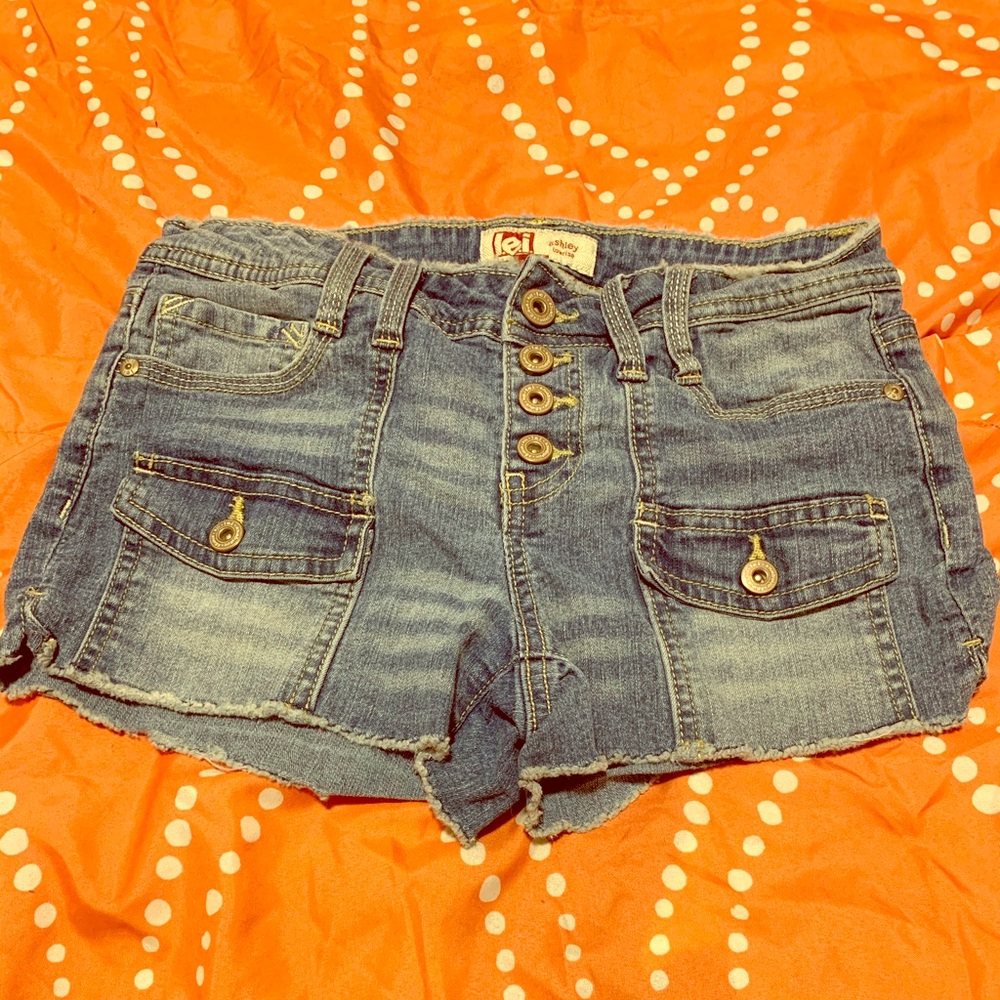 L.e.i. Ashley Lowrise Jean shorts
